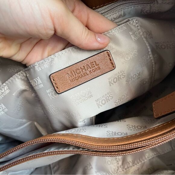 MICHAEL KORS Acorn Lamb Leather Fulton Lillie Bedford Hobo Shoulder Bag - Picture 11 of 11